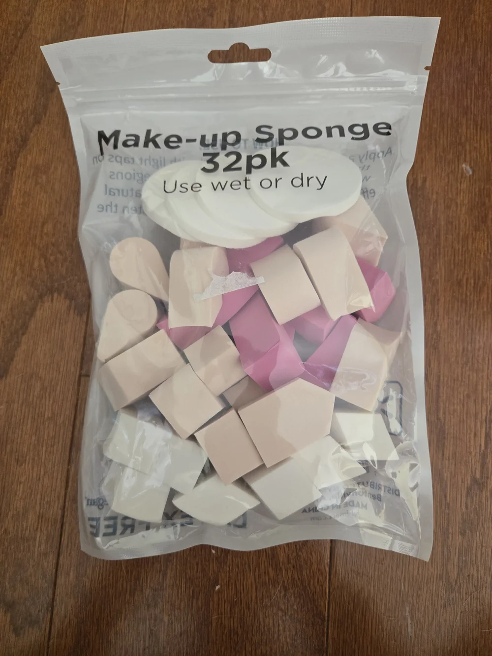 Make-up Sponge 32pk - Assorted Pink & Beige Blenders